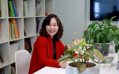 AI人脸替换忘忧草1区3区网页